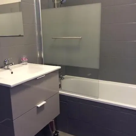 Joli Renove Au Coeur Du Village De St Lary Апартаменты *